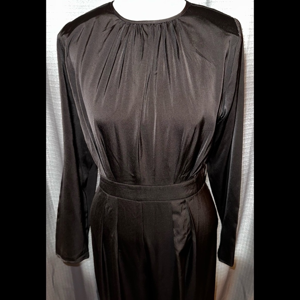 Nasty Gal Black Satin Shoulder Pad Jumpsuit NWT 6 - Picture 5 of 9